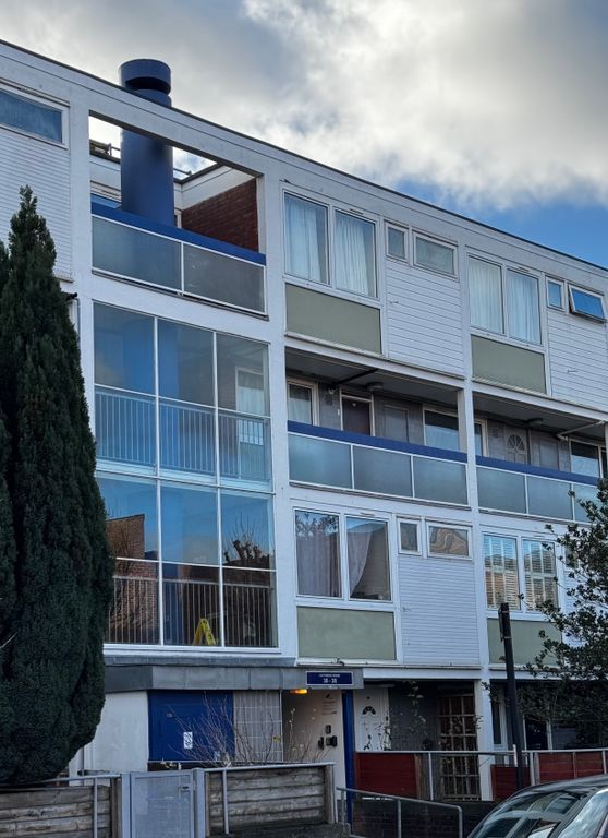 Property photo 1 of 1 Cover