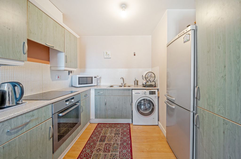 Property photo 3 of 8