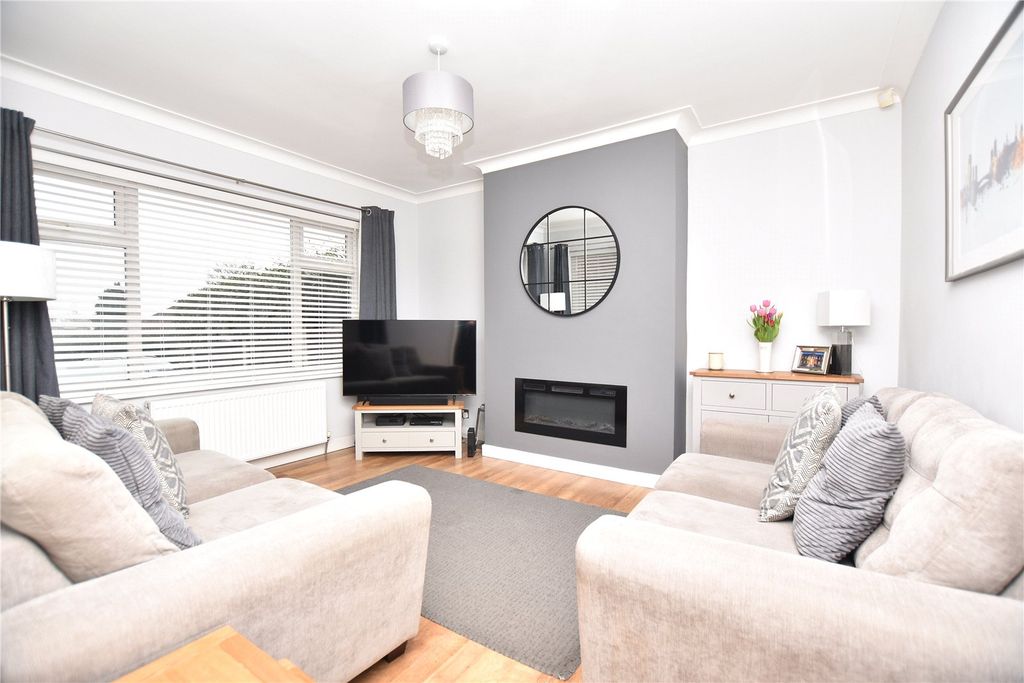 Property photo 2 of 17 Picture No. 39