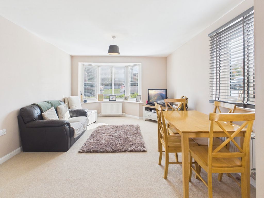 Property photo 2 of 12