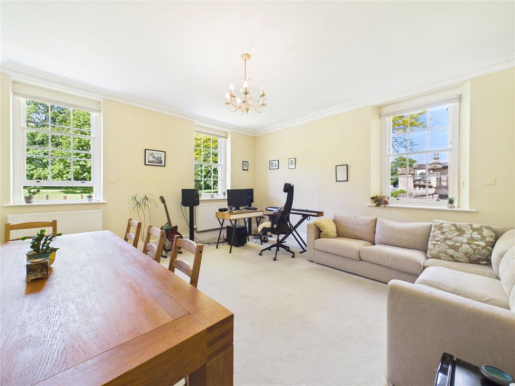 Property photo 1 of 15 Picture No. 04
