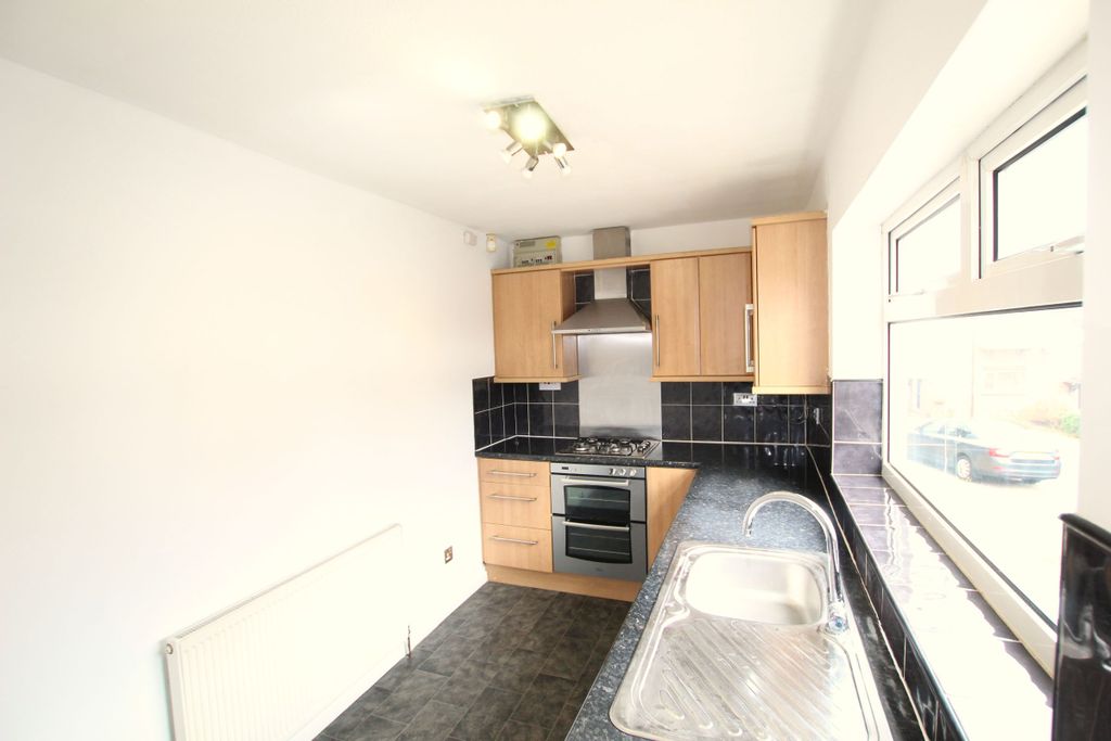 Property photo 3 of 22