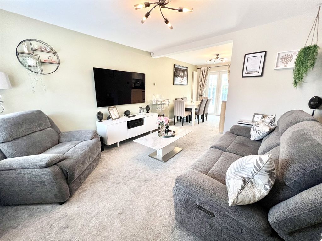 Property photo 3 of 27 Picture No. 08