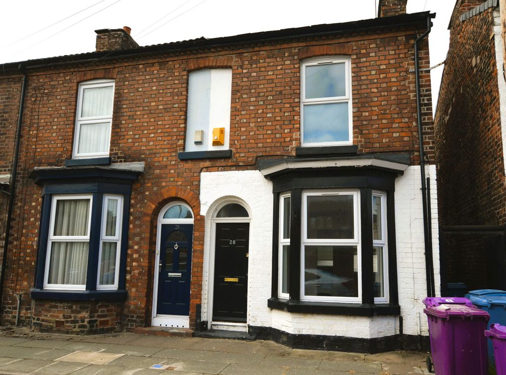 Property photo 1 of 18
