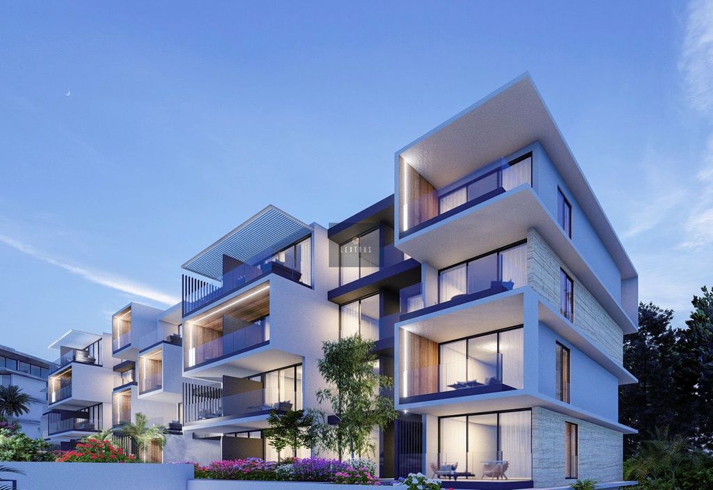 Property photo 3 of 24