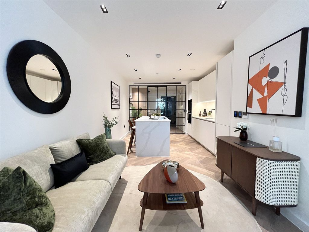 Property photo 3 of 21 Picture No. 04