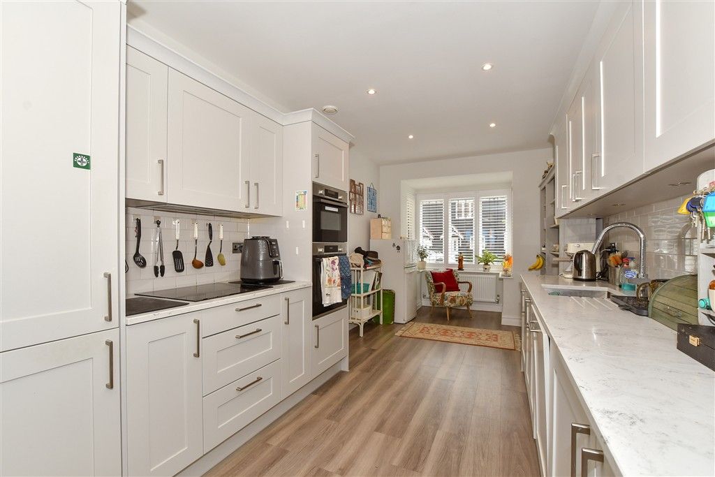 Property photo 2 of 15 Kitchen