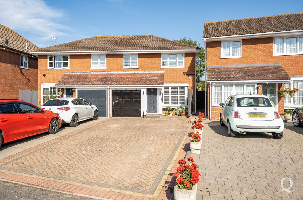 Property photo 1 of 25 B77413Fb-0917-425...