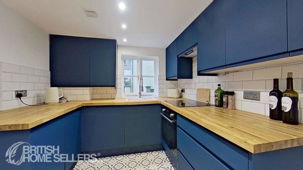 Property photo 3 of 21 Picture No. 12