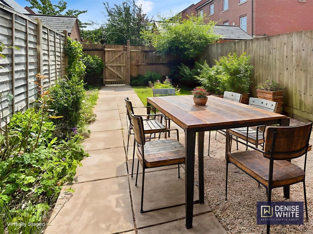 Property photo 2 of 28 Outside - Virtual Staging