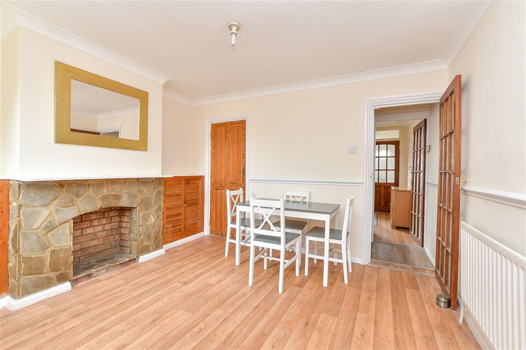 Property photo 3 of 14 Dining Room