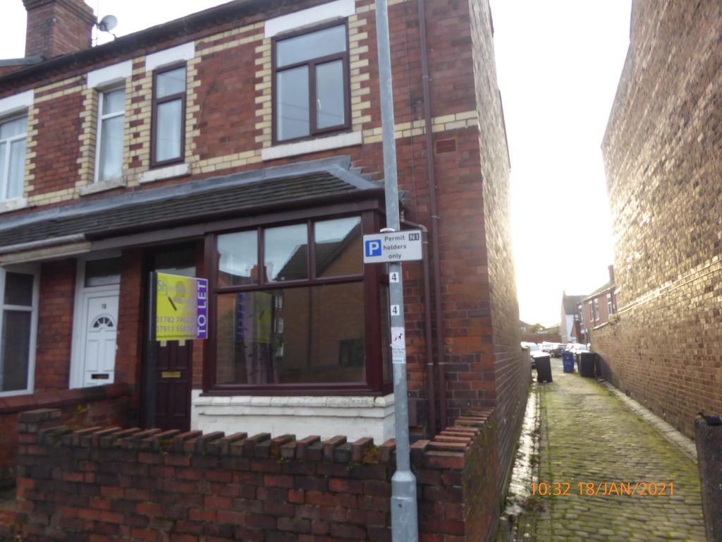 Property photo 1 of 11 Front External View