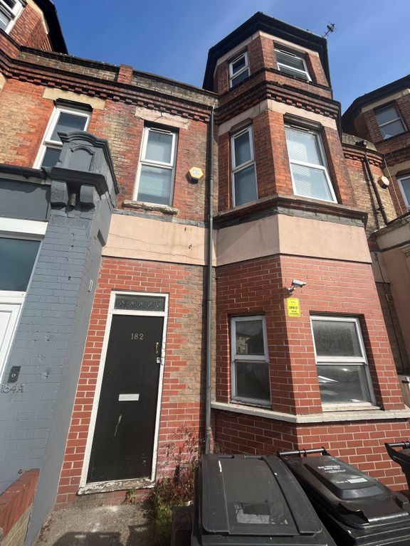 Property photo 1 of 5