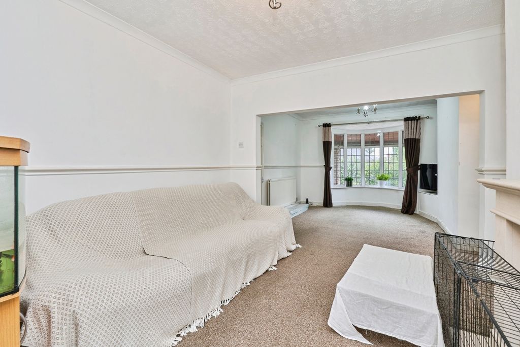 Property photo 2 of 34 Pbox-Img.Jpg
