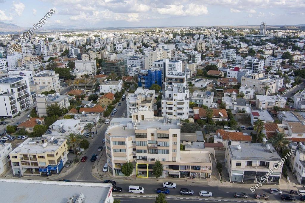 Property photo 1 of 2