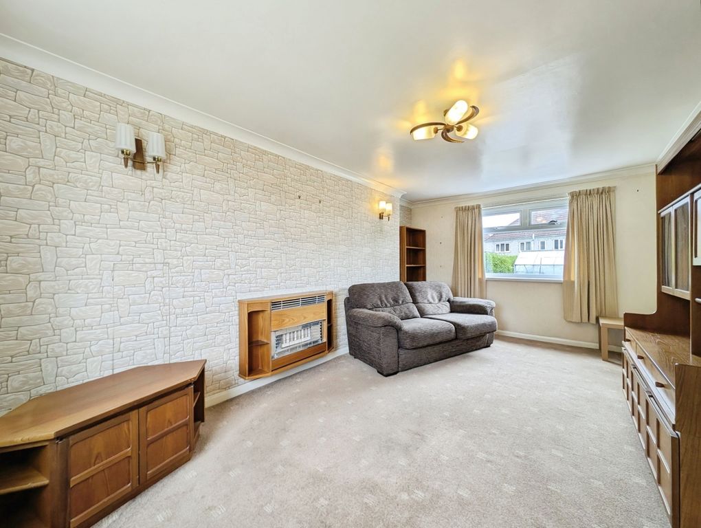 Property photo 3 of 9 Pbox-Img.Jpg