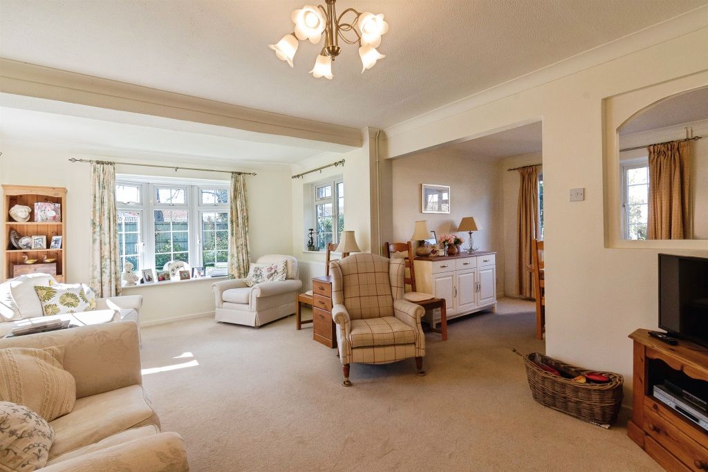 Property photo 2 of 15