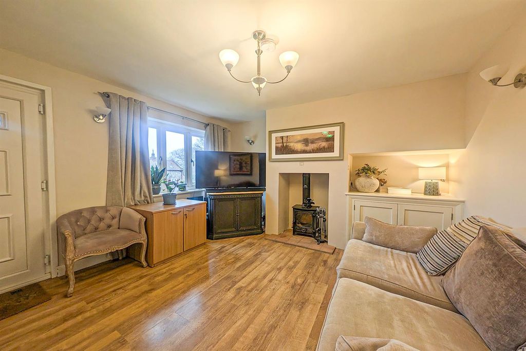 Property photo 2 of 11 Pxl_20260206_111455773.Raw-01.Lvg.Jpg