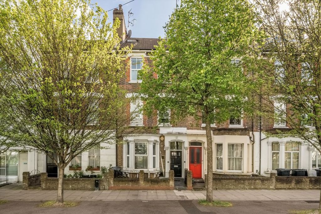 Property photo 1 of 7