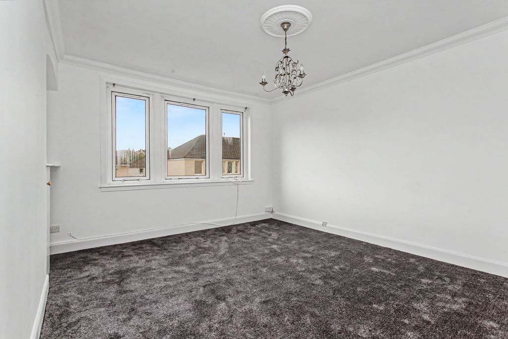 Property photo 3 of 8 Property Image 3