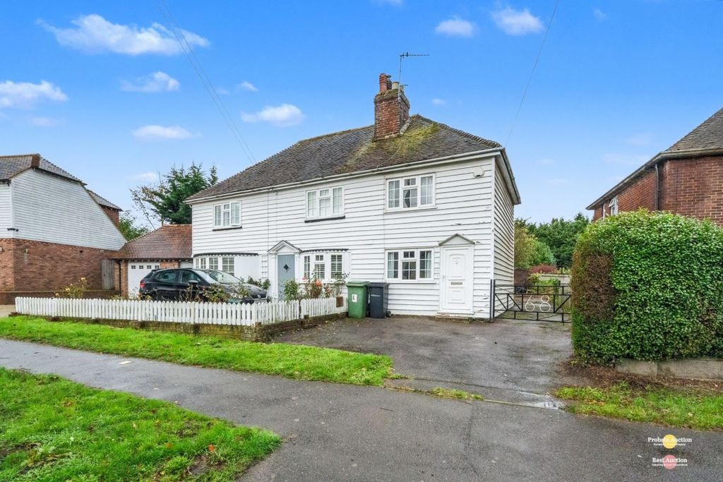 Property photo 2 of 21