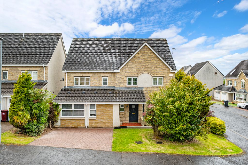 Property photo 1 of 72