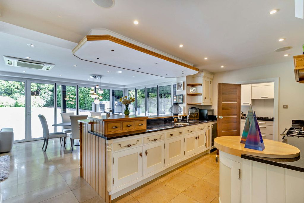 Additional image 9 of 5 bed detached house for saleSouth View Road, Pinner Hill HA5