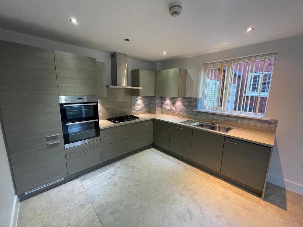 Property photo 3 of 17 Picture No. 29