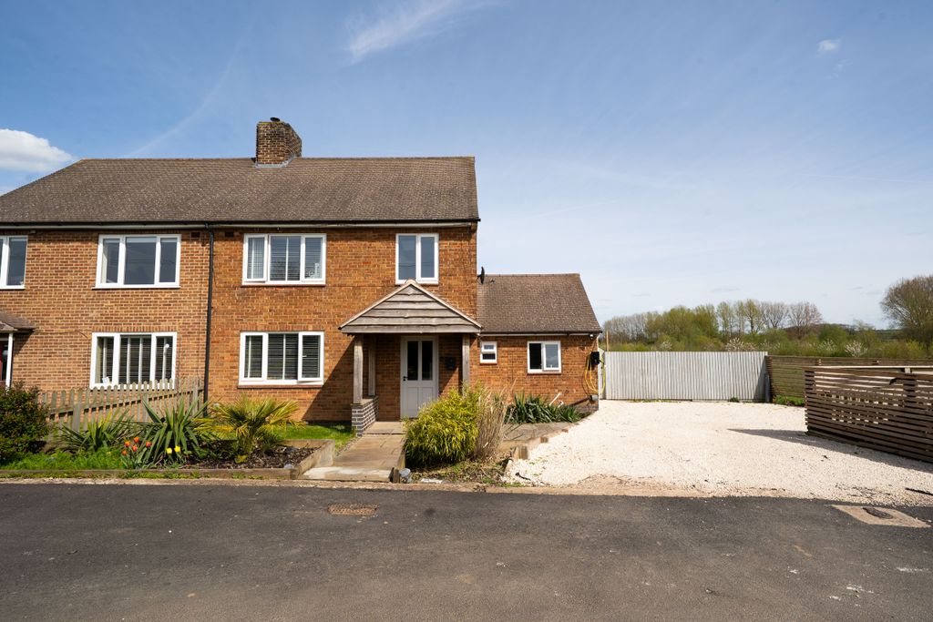 Property photo 2 of 30 Dsc01813