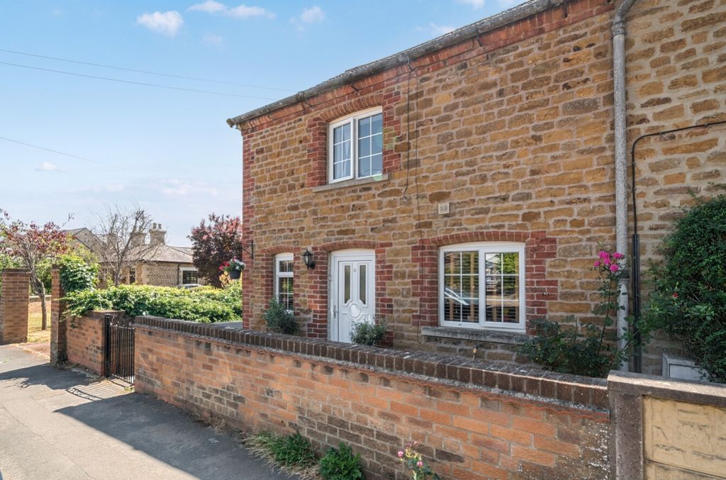 Property photo 1 of 10 1494843-3-6A577A6Da5469