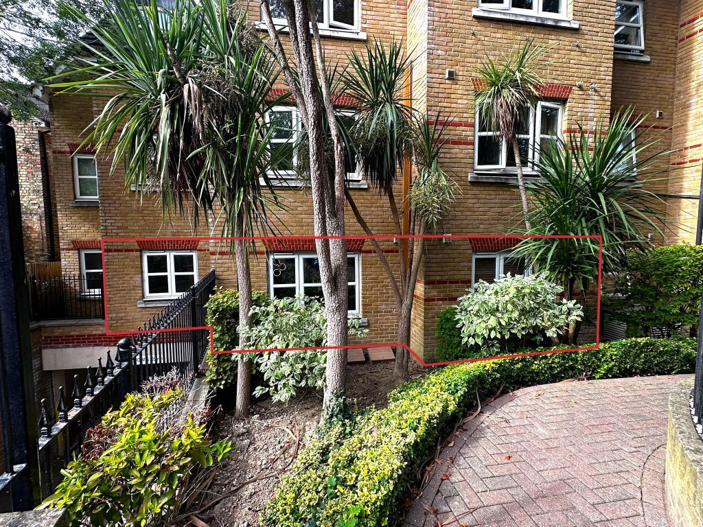 Property photo 2 of 5