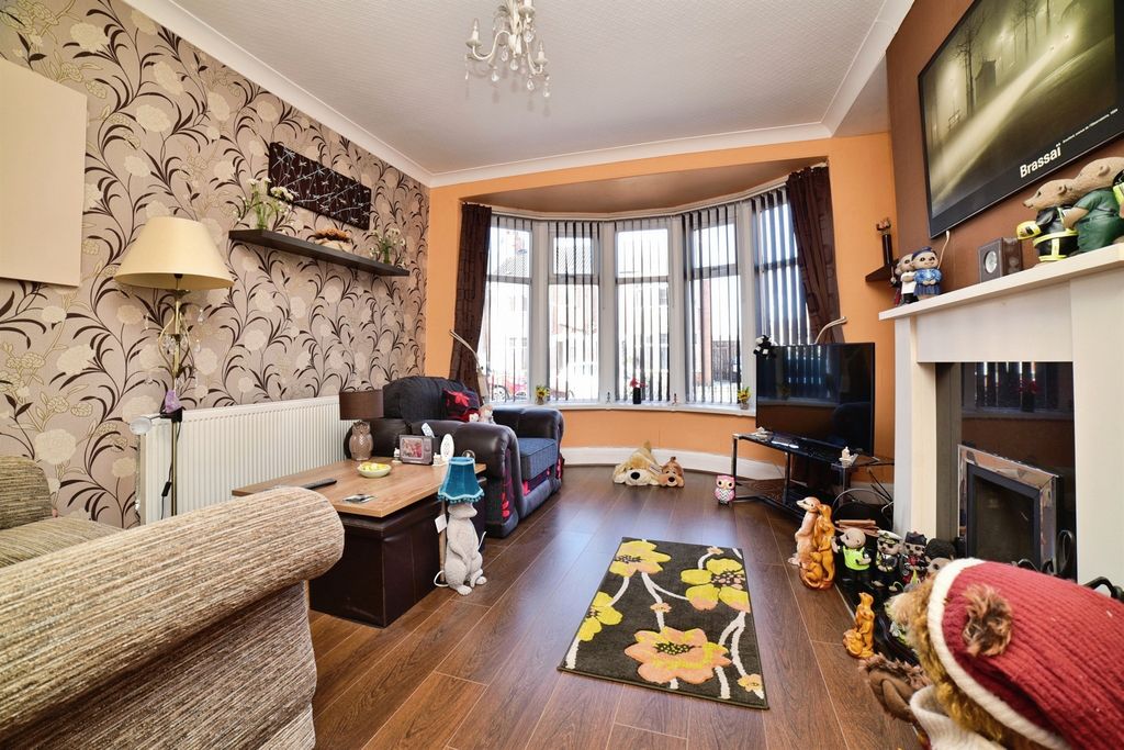 Property photo 2 of 16