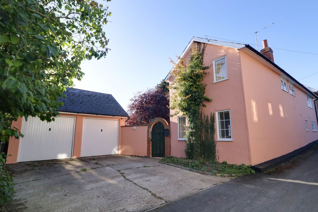 Property photo 1 of 19 Front