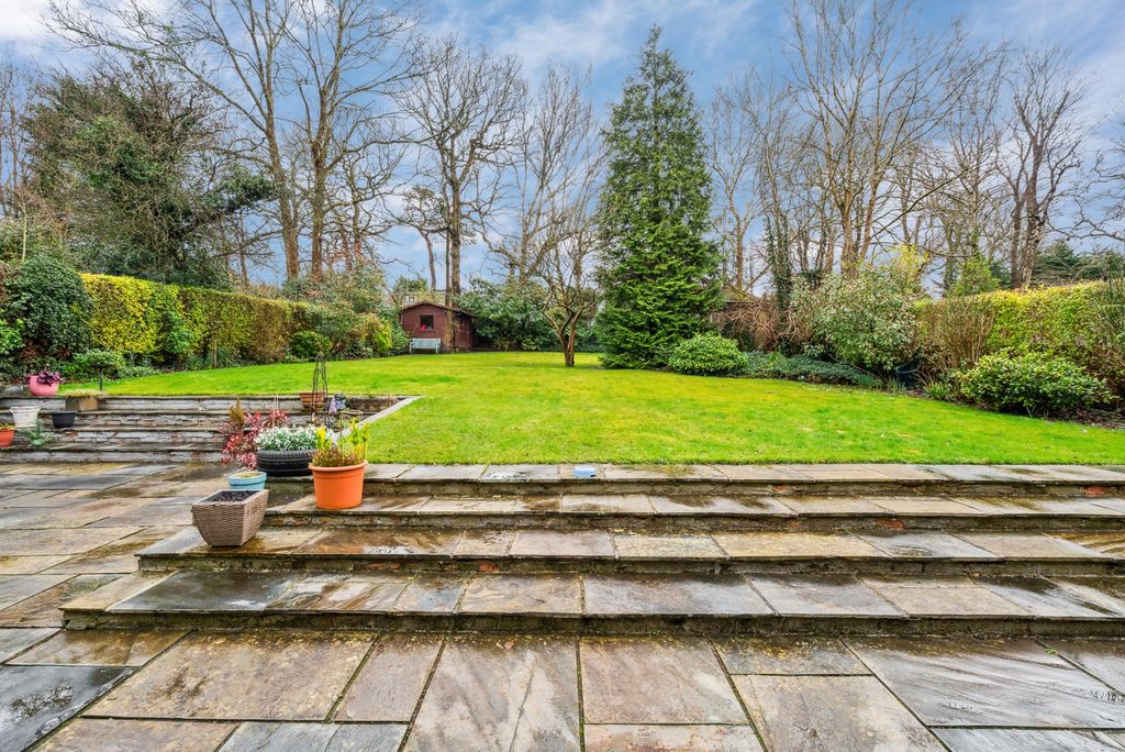 Property photo 2 of 22