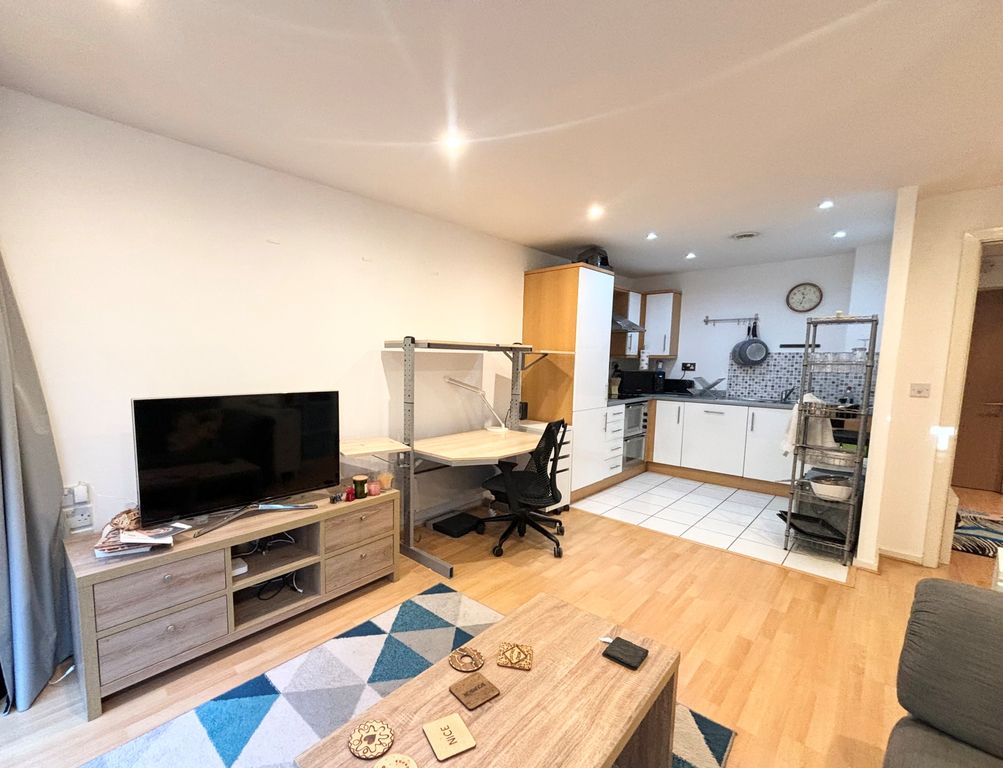 Property photo 3 of 8