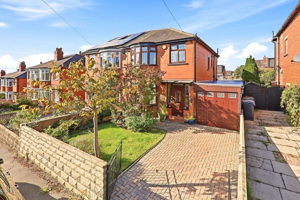 Property photo 1 of 26