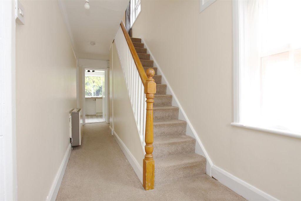 Property photo 3 of 15 Hallway