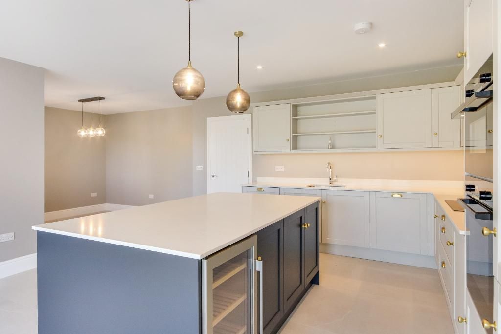 Property photo 3 of 15 Photo 3