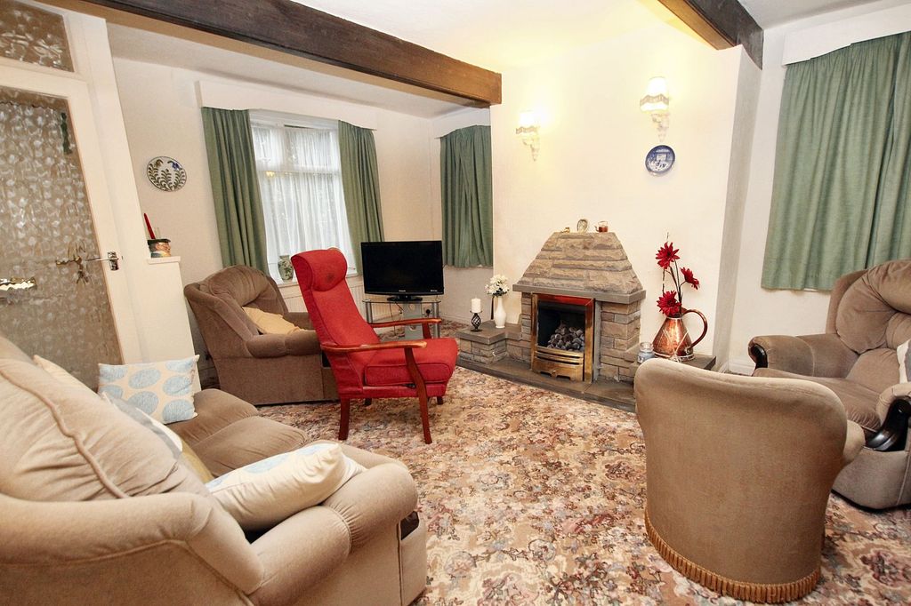 Property photo 2 of 13