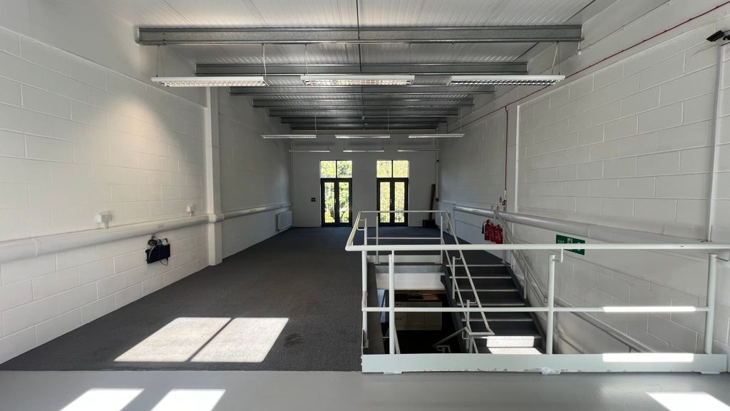 Property photo 2 of 3 Photo 4