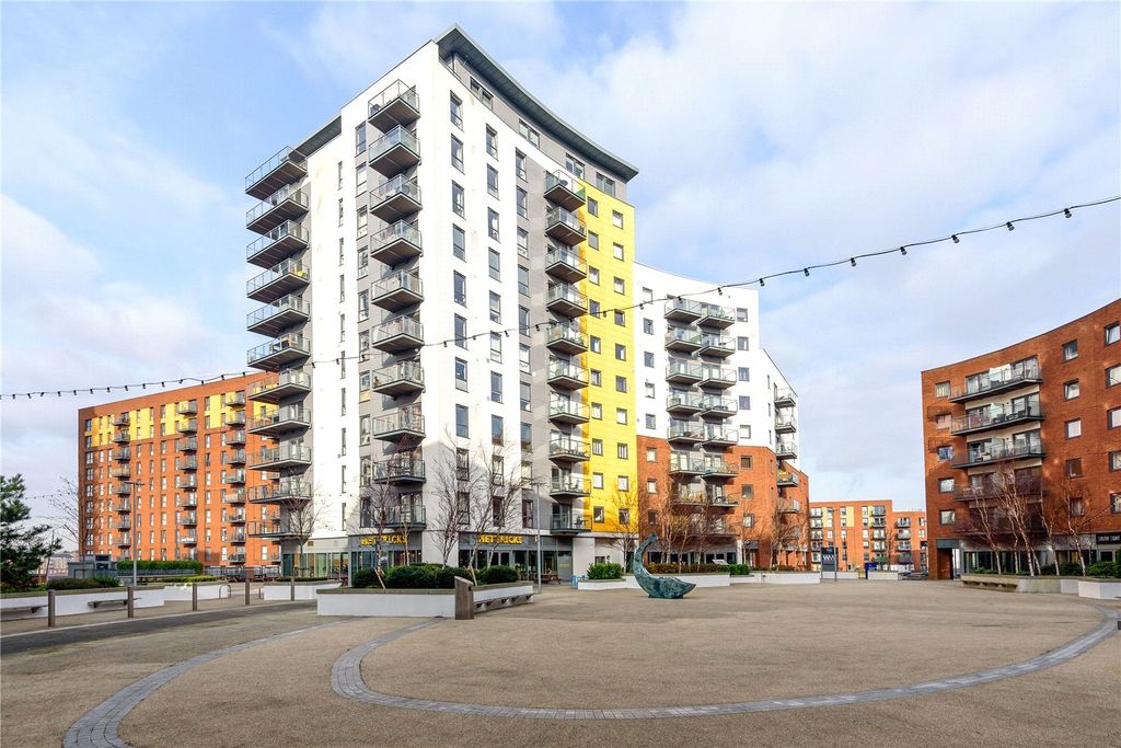 Property photo 2 of 16 Picture No. 01