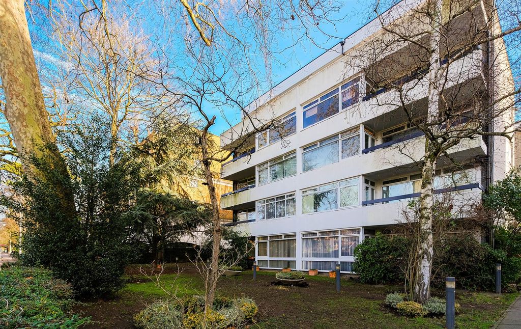 Property photo 1 of 27 Flat 5 Walbrook-46v1.Jpg