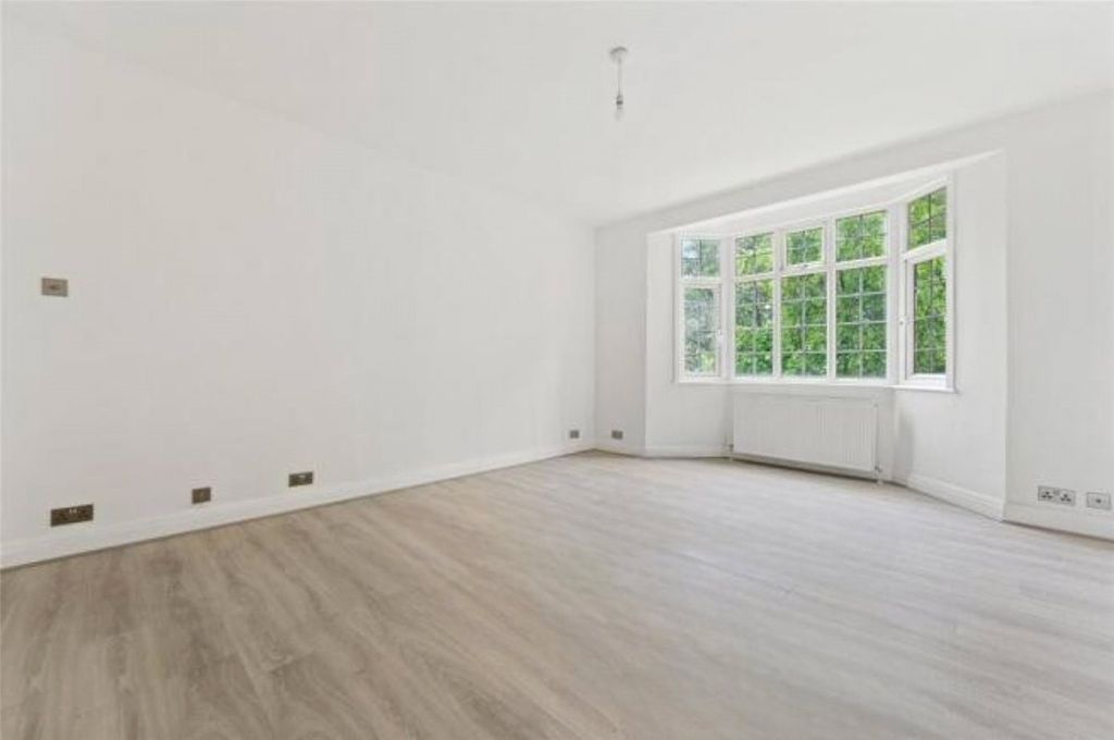 Property photo 3 of 13 Picture No. 18