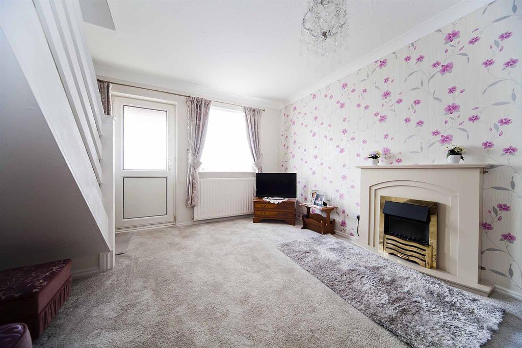 Property photo 3 of 16