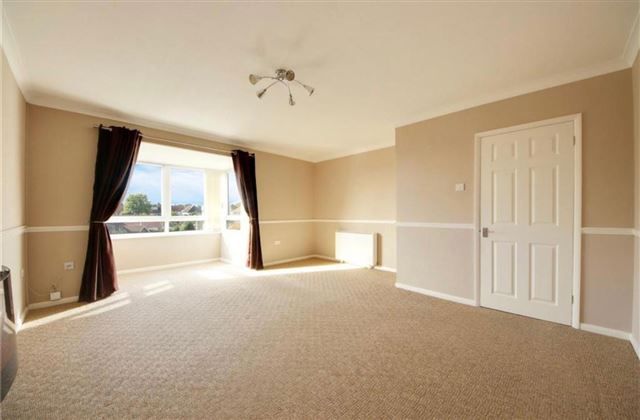 Property photo 2 of 7 Lounge