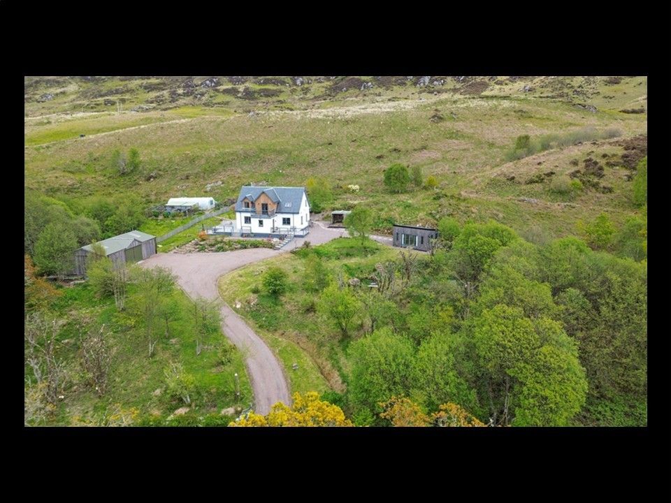 Property photo 2 of 75