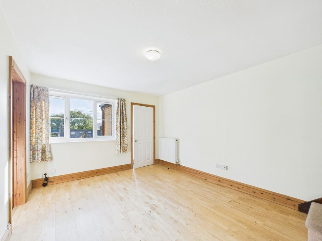 Property photo 2 of 14 Cam05513G0-Pr0039-Still003.Jpg