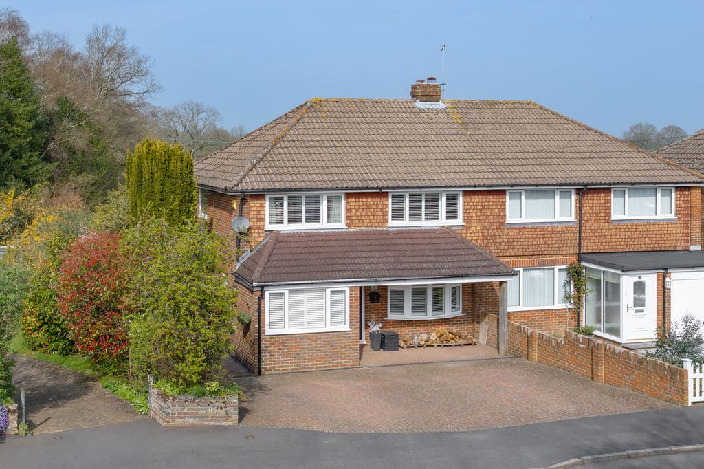 Property photo 2 of 29 Gallery