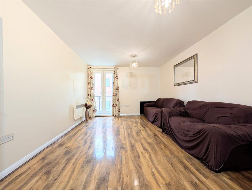 Property photo 2 of 7 3B28A219-A995-4Af7-Ade6-Bfe56E5cd9A1.Jpg