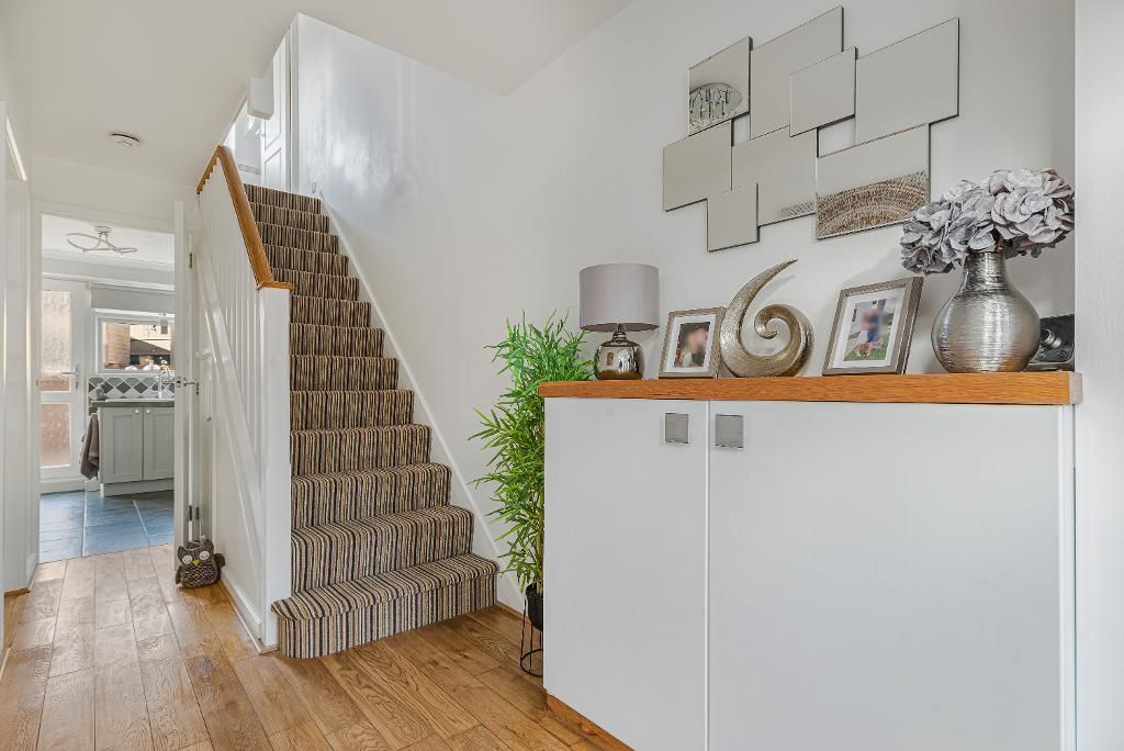 Property photo 3 of 17 Photo 3